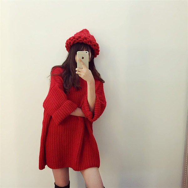 Női pulóver széles modell 7/8-as ujjal, több színben