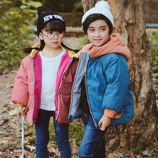 Kényelmes téli gyerekkabát kapucnis lányoknak és fiúknak egyaránt