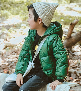 Καθημερινό παιδικό μπουφάν με πλευρικές ζώνες κατάλληλο για κορίτσια και αγόρια