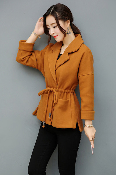 Női rövid kabát derékkötővel több színben