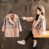 Rózsaszín kockás gyerekkabát lányoknak