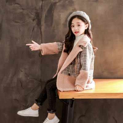 Rózsaszín kockás gyerekkabát lányoknak