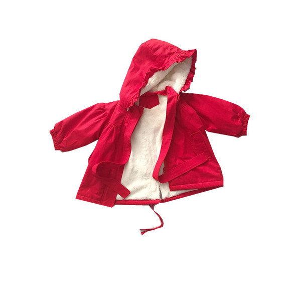 Κομψό παιδικό μπουφάν με κορδέλα σε κόκκινο χρώμα