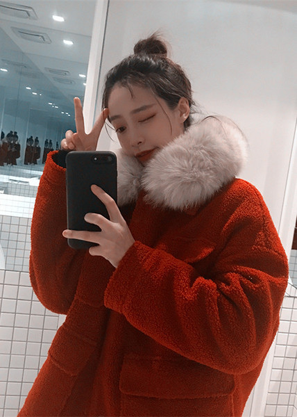 Модерно дамско яке с пух