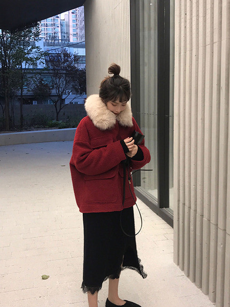 Модерно дамско яке с пух