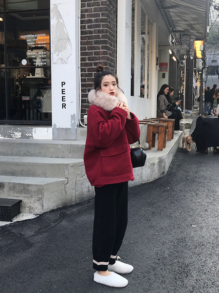 Модерно дамско яке с пух