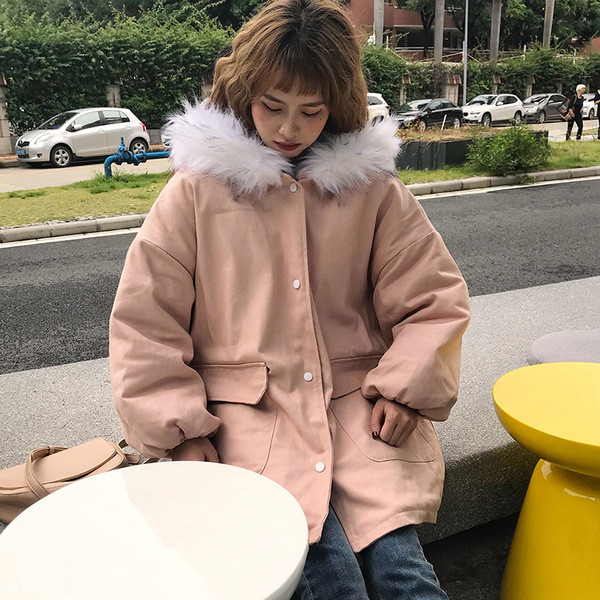 Модерно дамско яке широк модел с качулка и пух в два цвята