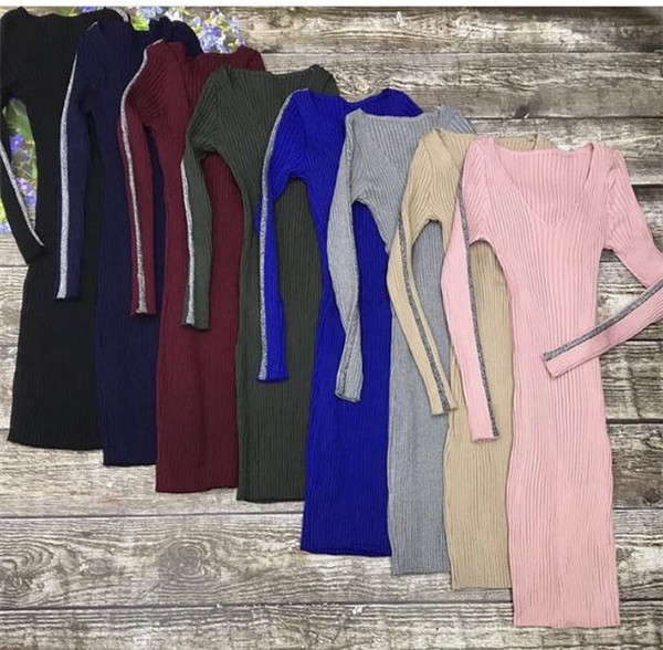 Стилна дамска зимна рокля с дълбоко V-образно деколте в няколко цвята 