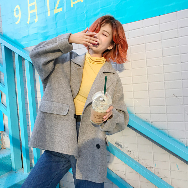 Елегантно дамско палто в сив цвят