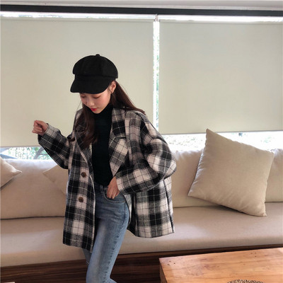 Карирано дамско зимно палто широк модел в три цвята