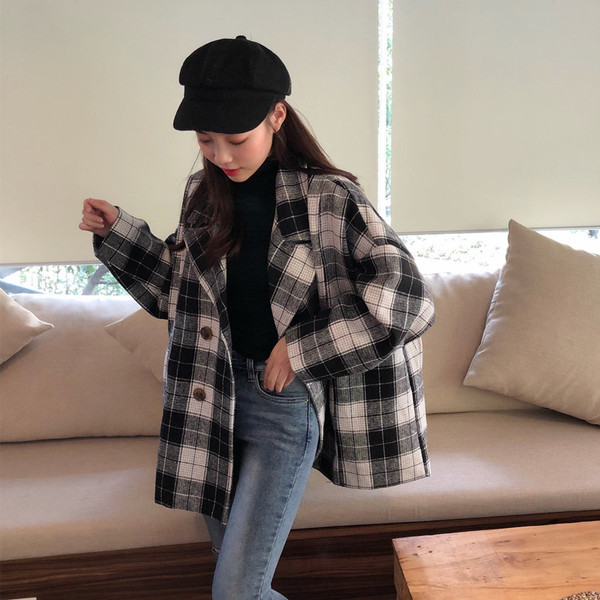 Карирано дамско зимно палто широк модел в три цвята