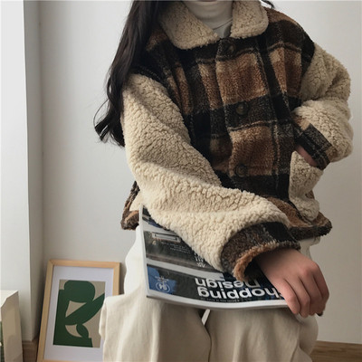 Карирано дамско пухено палто с джобове в два модела