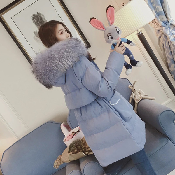 Дамско зимно яке с пух на качулката в три цвята