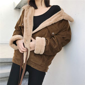 Стилно дамско зимно яке с мека подплата в кафяв цвят