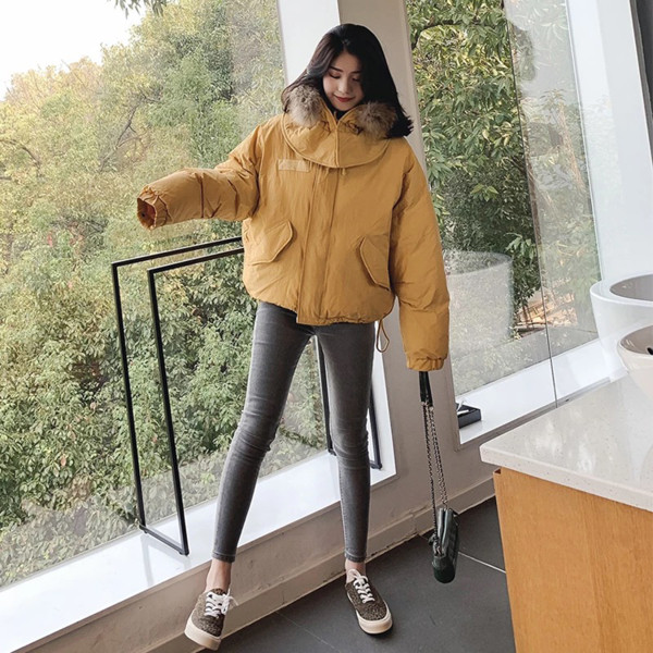 Дамско стилно яке с пух на качулката 