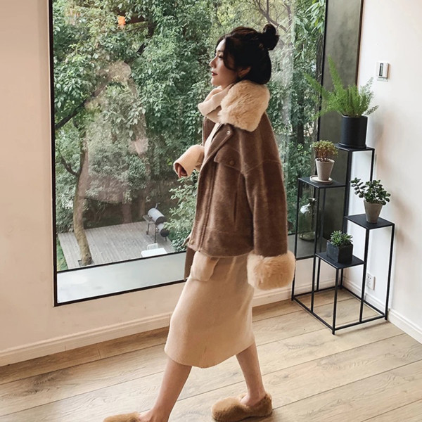 Дамско яке с пух в два цвята