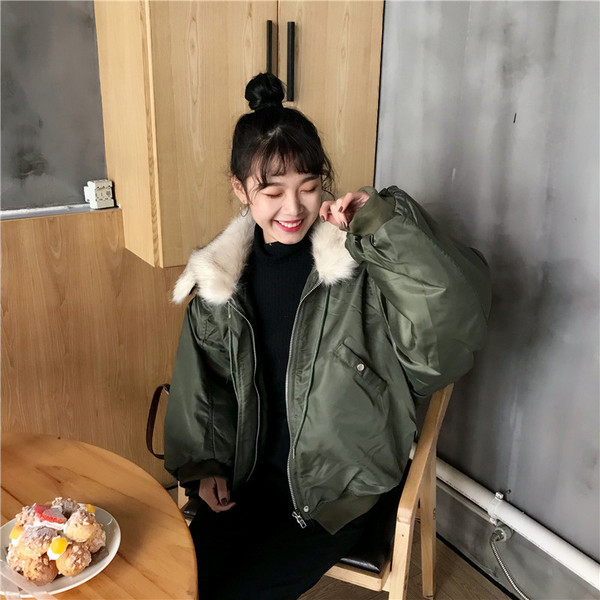 Зимно дамско яке широк модел с пухена яка в три цвята