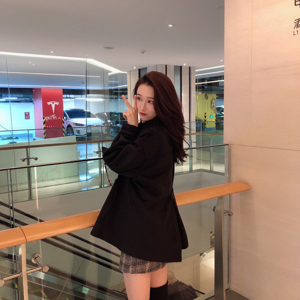 Модерно дамско палто с връзки и джобове в два цвята