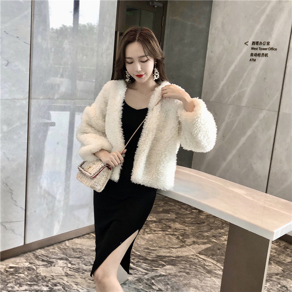 Стилно дамско къса яке в два цвята