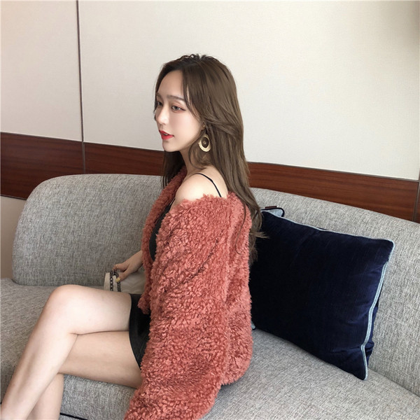 Стилно дамско къса яке в два цвята