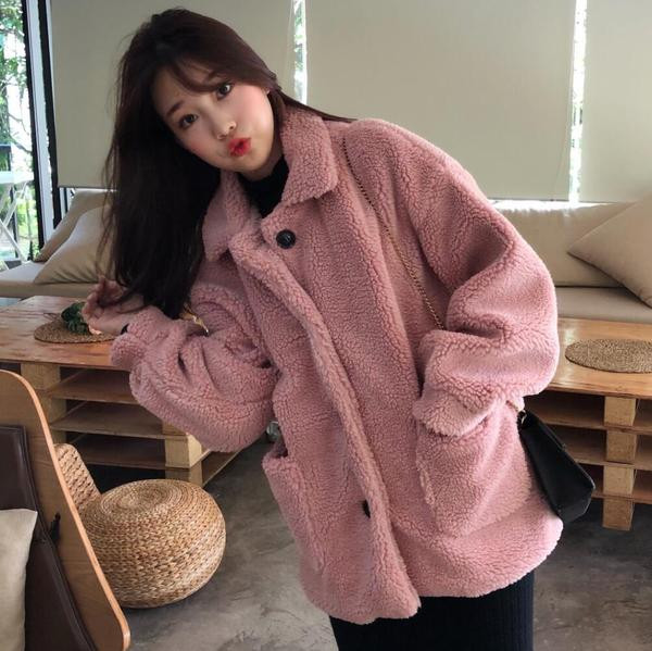 Пухено дамско палто в розов и бежов цвят