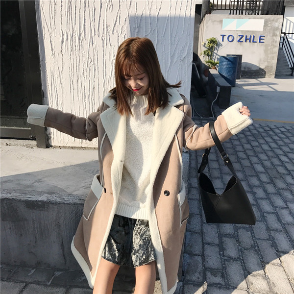 Актуално дамско дълго яке в два цвята