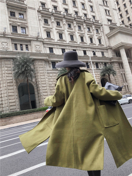 Стилно дамско дълго палто в различни цветове