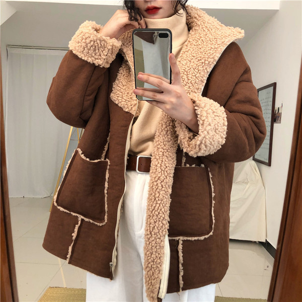 Актуално дамско яке в кафяв и черен цвят