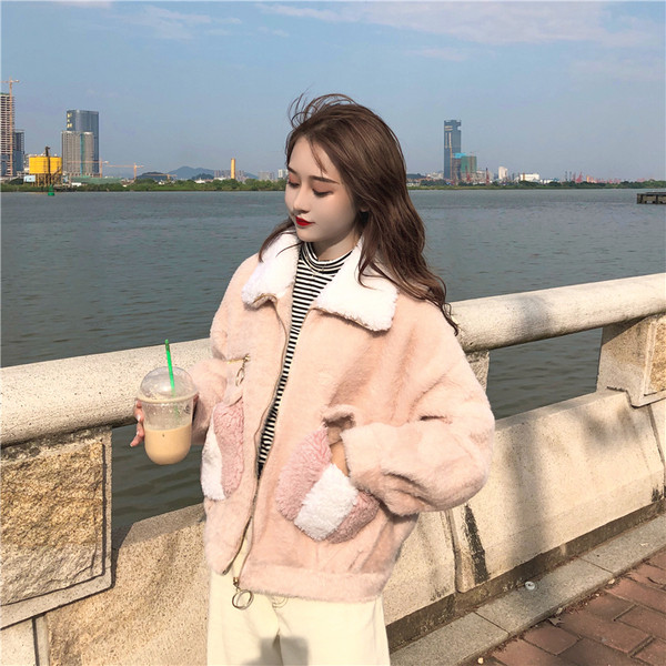 Актуално дамско яке в два цвята - бял и розов