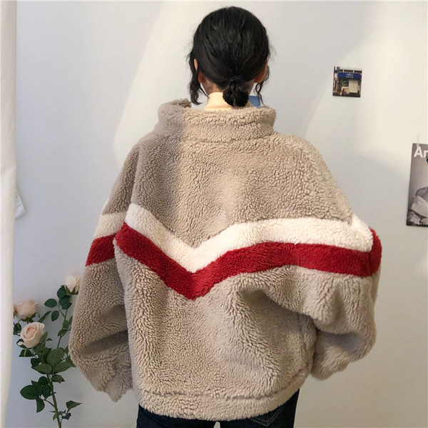 Ежедневно дамско яке - широк модел в два цвята