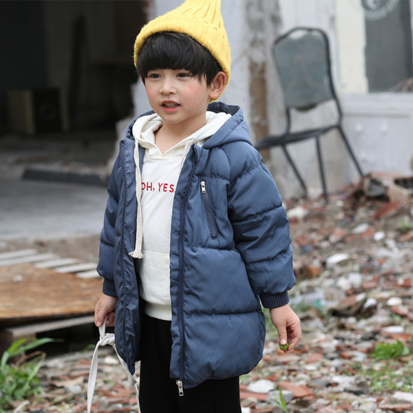 Детско изчистено зимно яке с качулка в няколко цвята подходящо за момчета и момичета