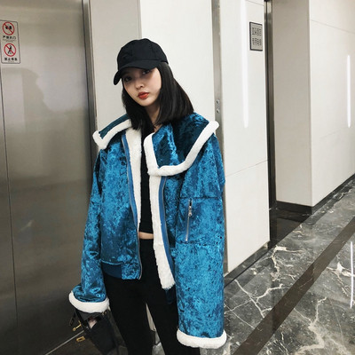 Модерно дамско яке от кадифе с широки ръкави в два цвята