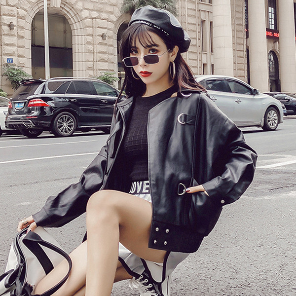 Модерно дамско яке от еко кожа - широк модел