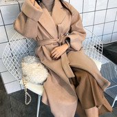 Стилно дамско дълго палто с колан в два цвята