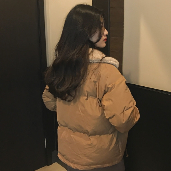 Дамско модерно яке с мeка яка в два цвята