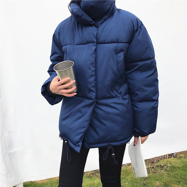 Стилно дамско яке с О-образна яка