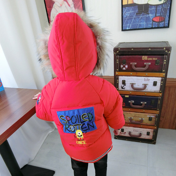 Ежедневно детско яке за момчета в черен и червен цвят