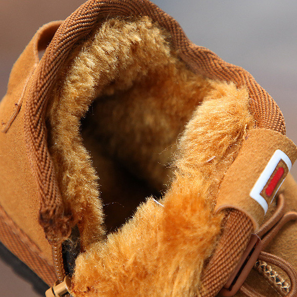 Топли зиимни боти за момчета в черен, кафяв и червен цвят