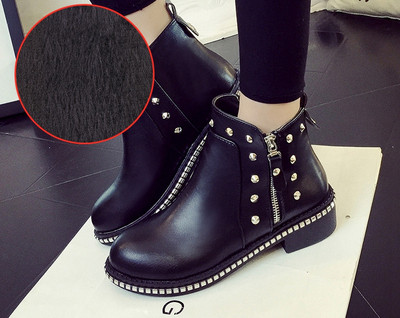 Ежедневни дамски боти с мека подплата и метални елементи в три цвята