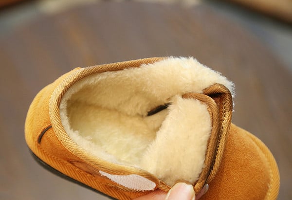 Детски зимни обувки с лепенки за момичета и момчета в черен и кафяв цвят