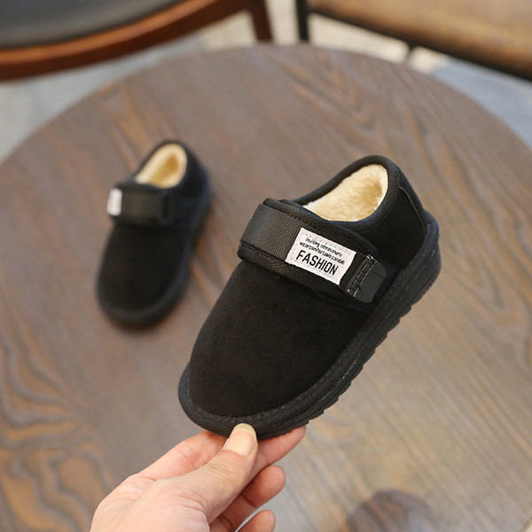 Детски зимни обувки с лепенки за момичета и момчета в черен и кафяв цвят