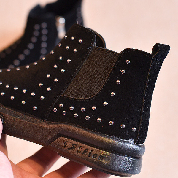 Детски стилни боти за момичета с метална декорация в три цвята