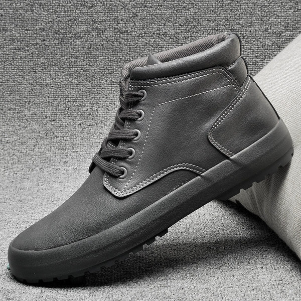 Ежедневни мъжки изчистени боти  с връзки