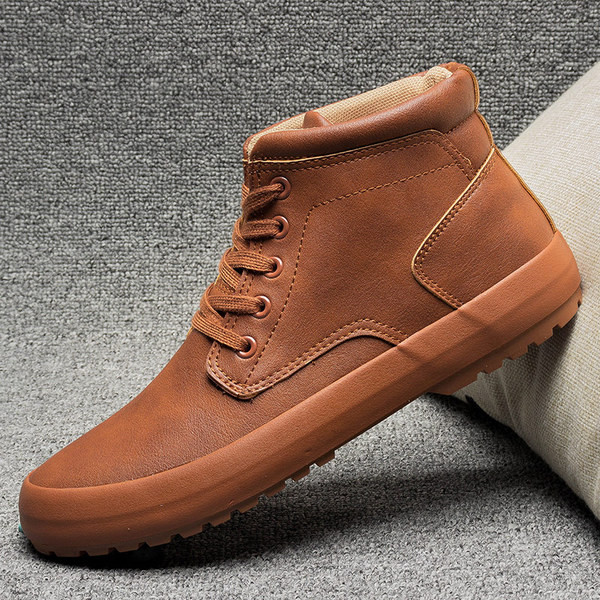 Ежедневни мъжки изчистени боти  с връзки