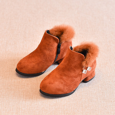 Боти за момичета с пух в три цвята