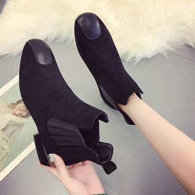 Γυναικείες μπότες eco suede με δερμάτινα στοιχεία σε μαύρο χρώμα