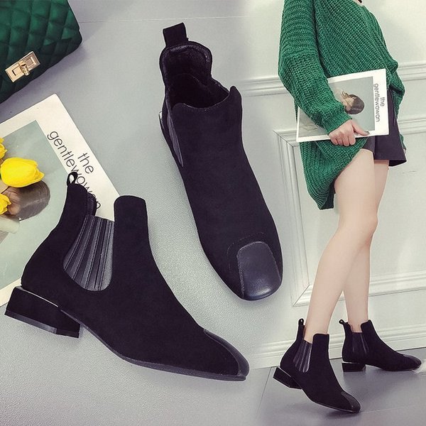 Дамски боти от еко велур с кожени елементи в черен цвят