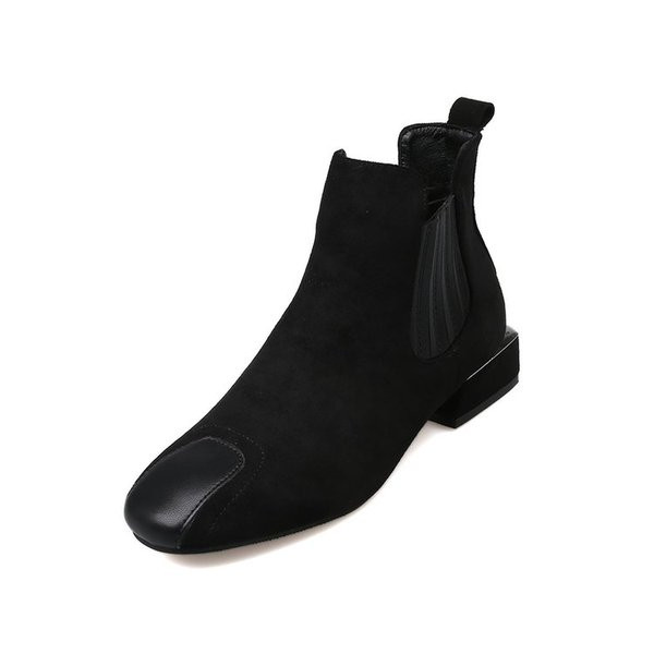 Дамски боти от еко велур с кожени елементи в черен цвят