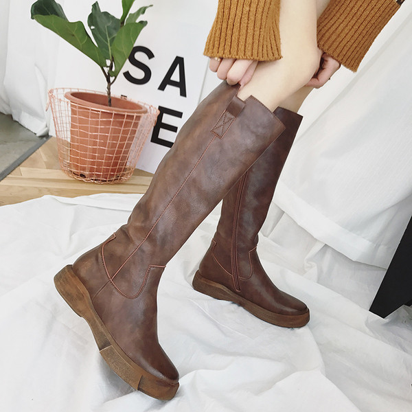 Зимни дамски ботуши от еко кожа в черен и кафяв цвят 