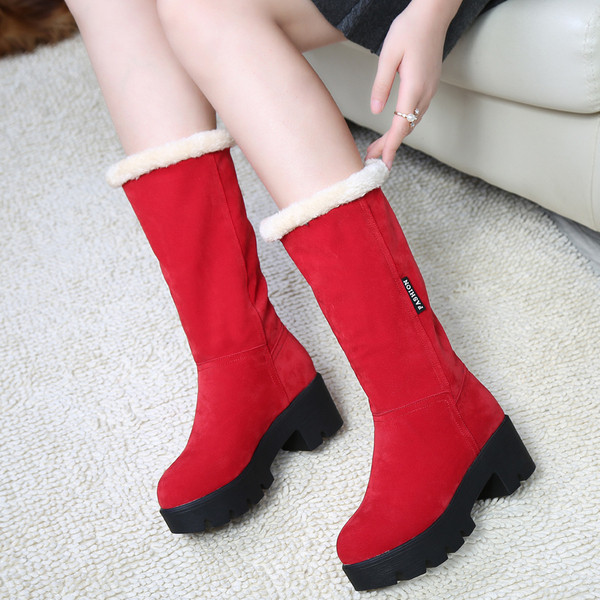 Модерни дамски зимни ботуши с топла подплата в черен и червен цвят 